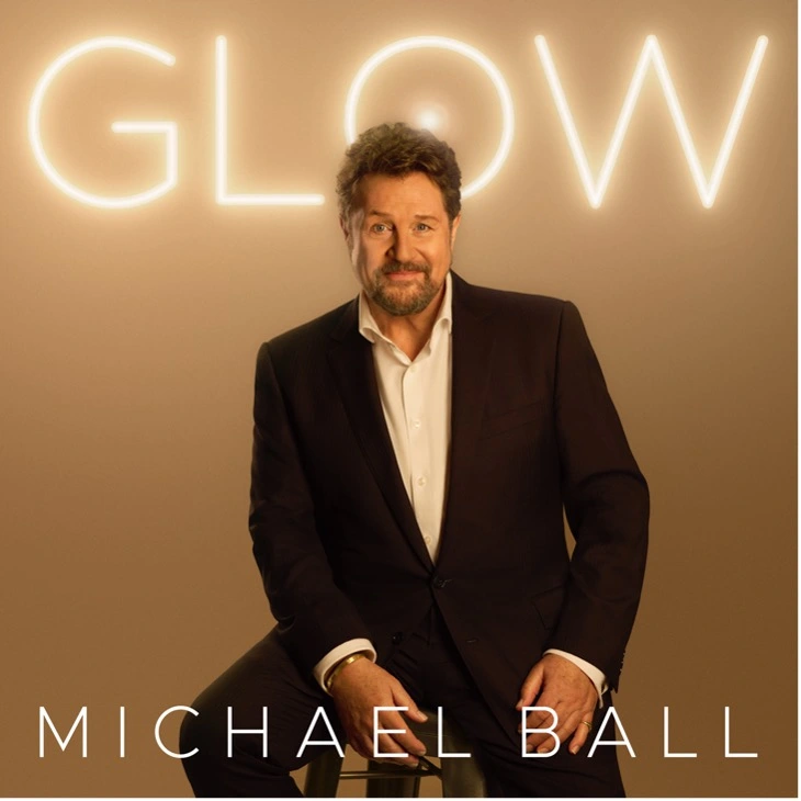 MICHAEL BALL ANNOUNCES NEW SINGLE ‘VINTAGE’ AND TRACKLISTING FROM HIS FORTHCOMING ALBUM ‘GLOW’