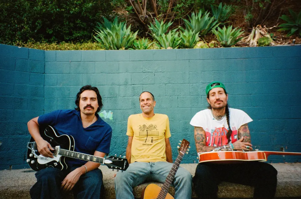 JACK JOHNSON ANNOUNCES SURFILMUSIC SOUNDTRACK